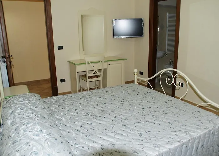 לינה וארוחת בוקר Mery *