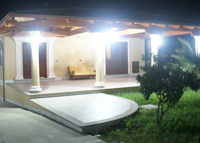 לינה וארוחת בוקר Mery Mileto