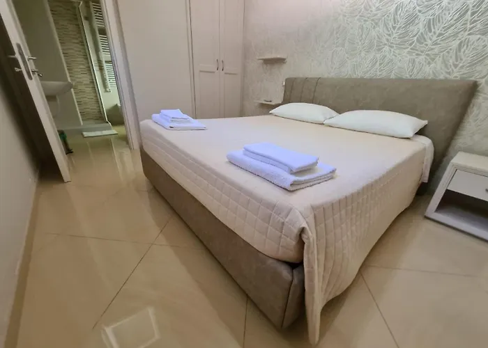 לינה וארוחת בוקר Mery Mileto