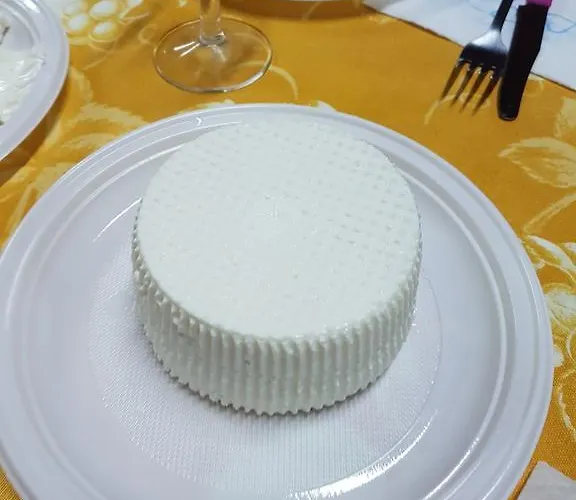 Mery לינה וארוחת בוקר