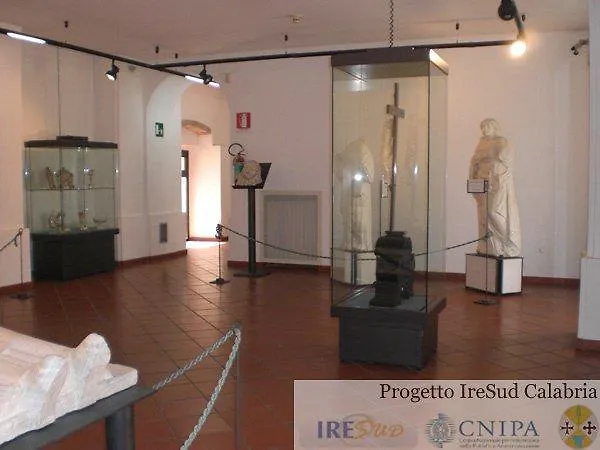 לינה וארוחת בוקר Mery